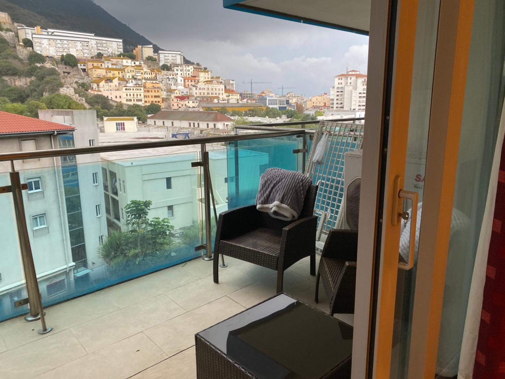 גיברלטר Swimming Pools Apartment In Ocean Village - 2 Bed 2 Bath Rock View מראה חיצוני תמונה