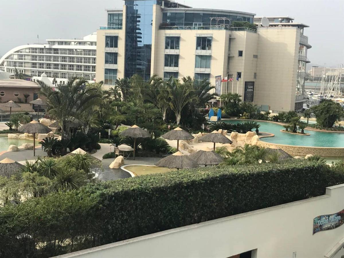 גיברלטר Swimming Pools Apartment In Ocean Village - 2 Bed 2 Bath Rock View מראה חיצוני תמונה